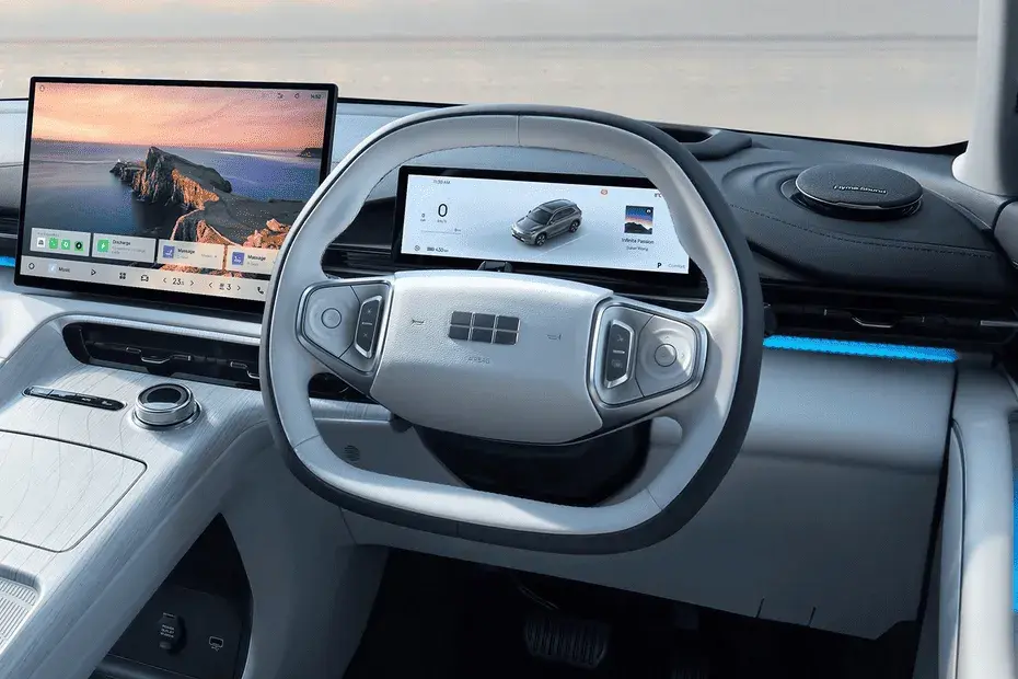 EX5 interior 3